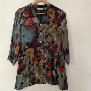 Soft Surroundings Artsy Dark Floral  Button Up Top XS Boho Fairy Lagenlook